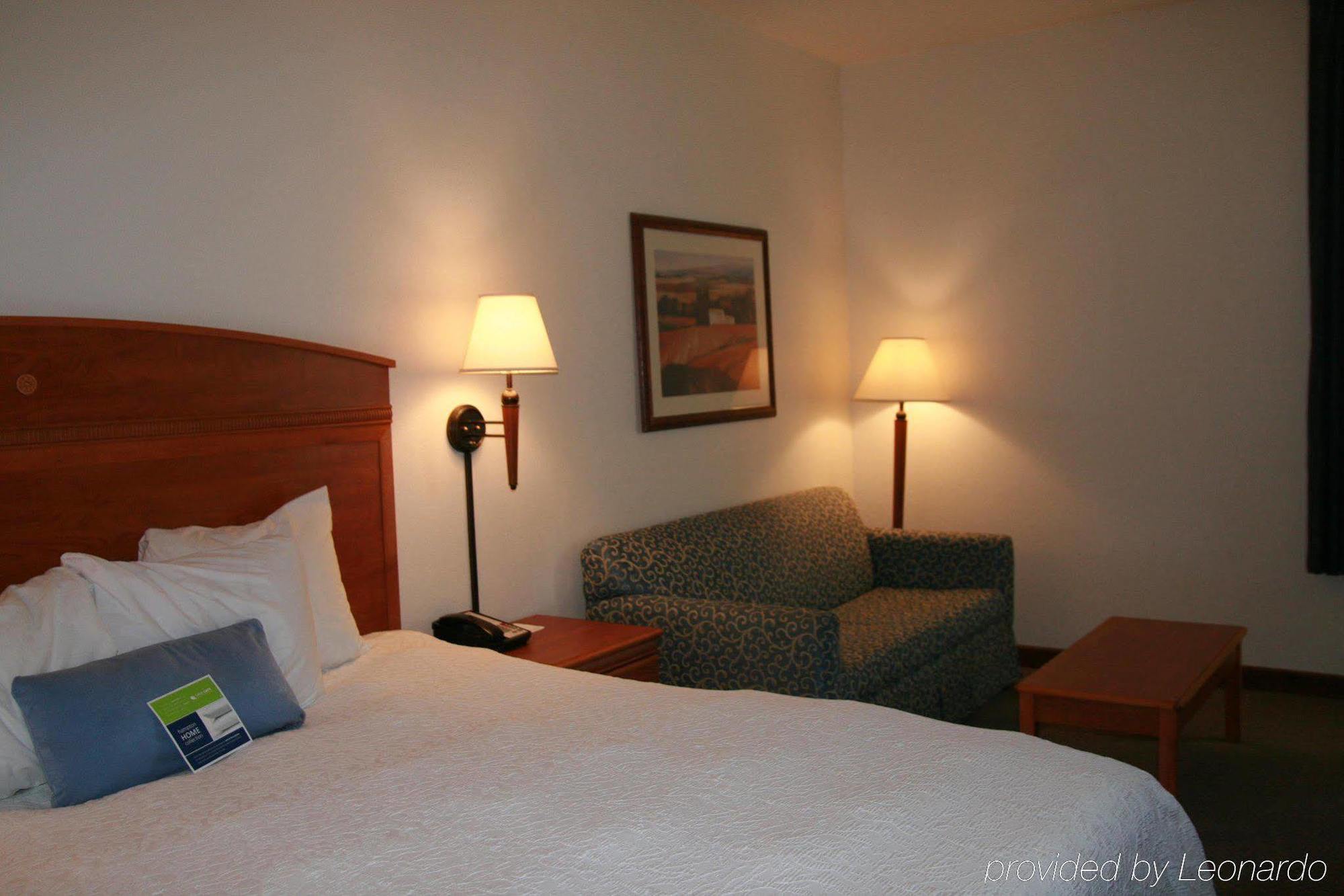 Hampton Inn Chicago Elgin/I-90 Szoba fotó