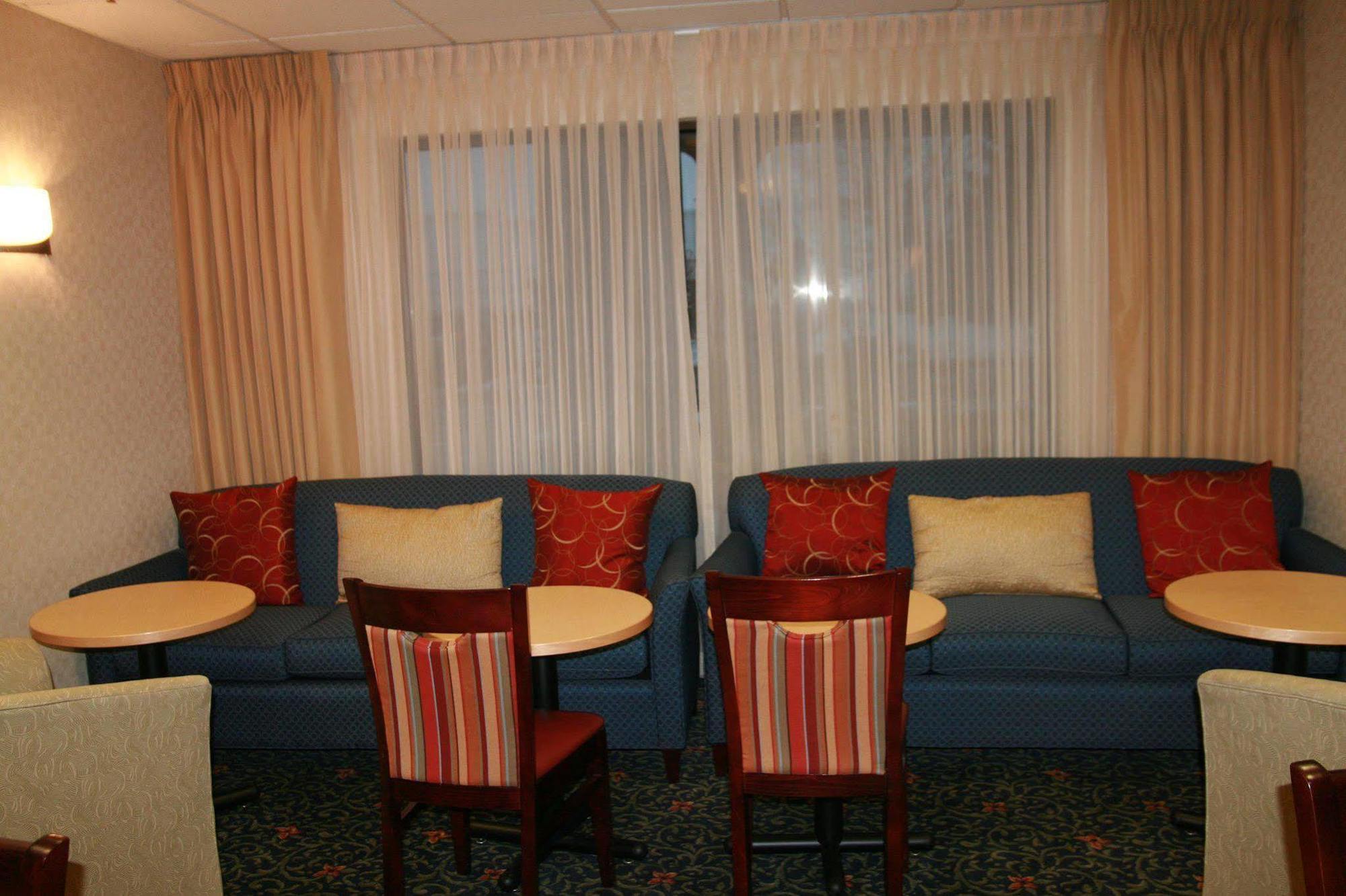 Hampton Inn Chicago Elgin/I-90 Étterem fotó