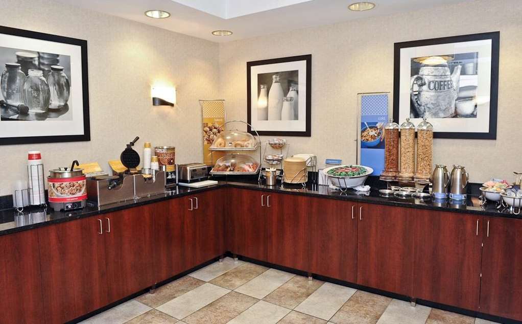 Hampton Inn Chicago Elgin/I-90 Étterem fotó